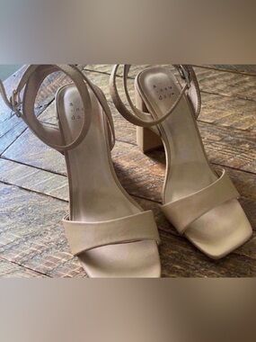 A New Day Women's Beige Block Heel Ankle-Strap Sandals (Size 7)